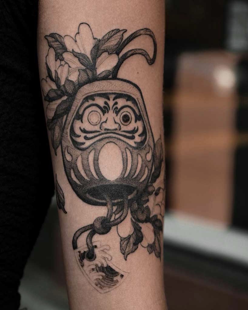 Tatouage de Daruma japonais par Neko